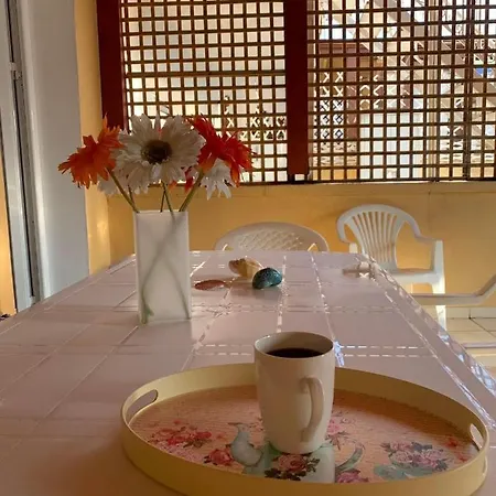 別荘 Marina's House At Kazerma Reggina Is Located In A Quiet Neighborhood In Rhodos Center *